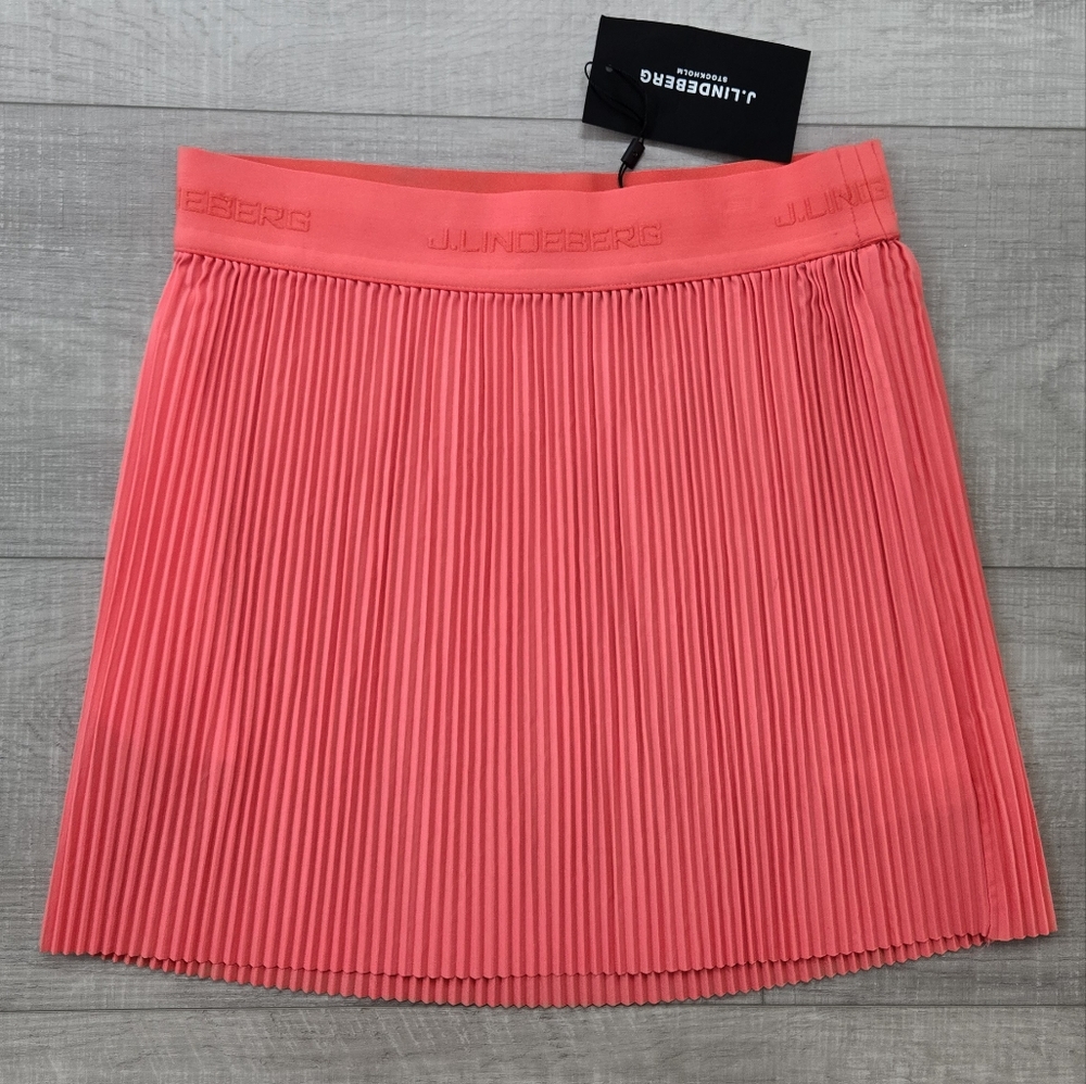 J. Lindeberg | Saga pleated golf skirt in coral, size L